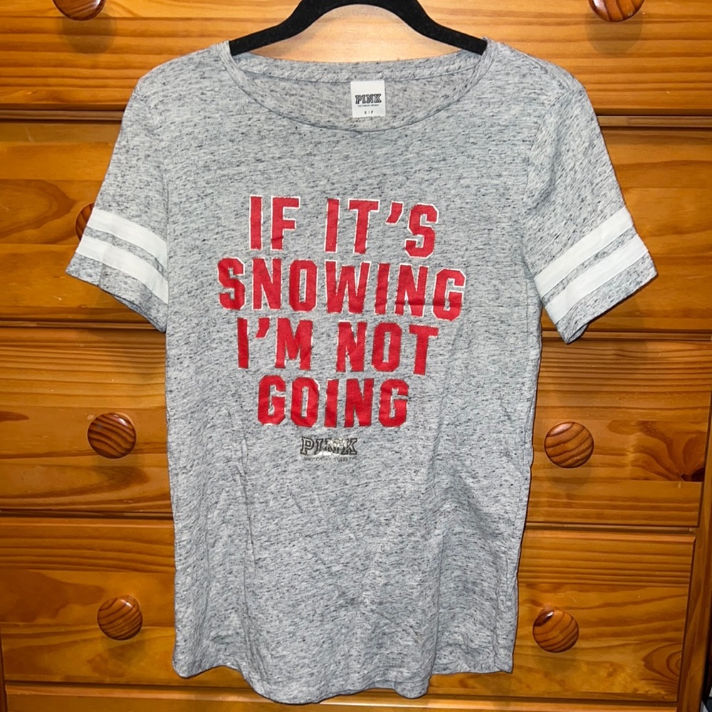 VS PINK holiday t shirt!